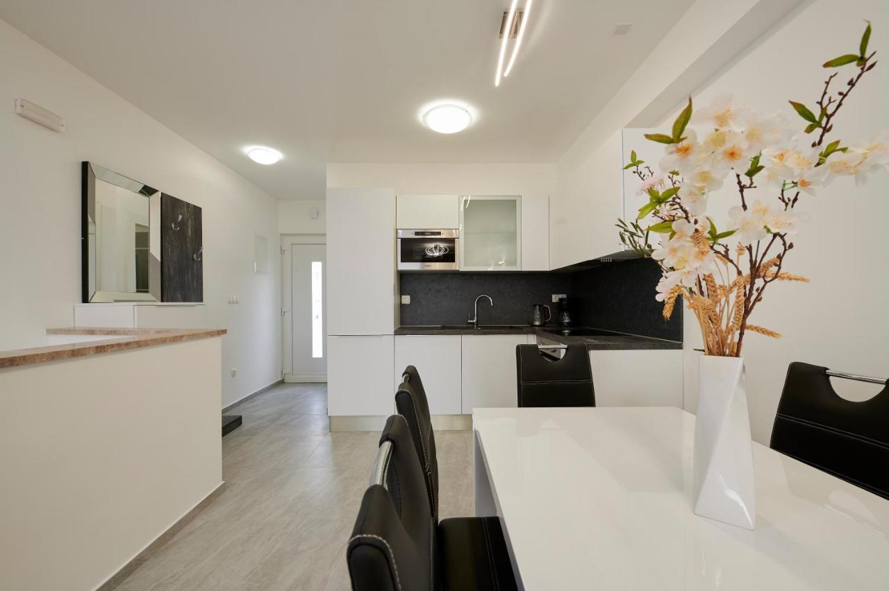 Apartment Gaby 3 Trogir Eksteriør bilde